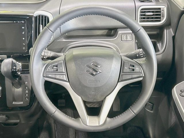 �y�����v�����X�e�A�����O�z�㎿�Ȋv���g�p���邱�ƂŁA��ɂ����������݂ƂĂ��^�]���₷���n���h���ł���