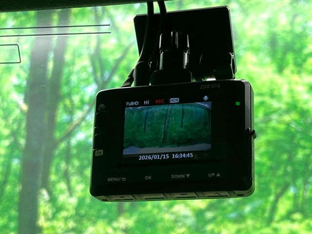 �y�h���C�u���R�[�_�[�z�h���C�u���R�[�_�[����!���s���͂������A������^�]�⎖�̂ɑ��������ہA�f���ŋL�^���A����̃��X�N�ɔ����܂��B���L�^�pSD�J�[�h�͂��q�l�����g�ł��������������K�v������܂��B