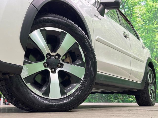 �y����17�C���`�A���~�z�C�[���z�O�ςɃ}�b�`���������A���~�z�C�[���𑕒����Ă���܂��B�e��ЊO�A���~�z�C�[����A�X�^�b�h���X�^�C�����戵�����Ă���܂��B���񂲑��k����������