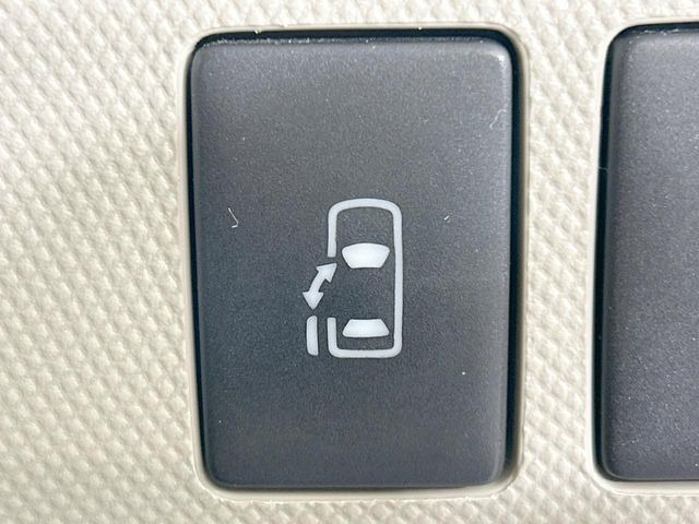 �y�p���[�X���C�h�h�A�z�X�}�[�g�L�[��^�]�Ȃ̃X�C�b�`�ŃX���C�h�h�A�̊J���\���d��������͂����ăh�A���J����K�v�������A���������q�l�ł��A�d���ו��������Ă��鎞�����N�ɊJ���߂ł��܂���