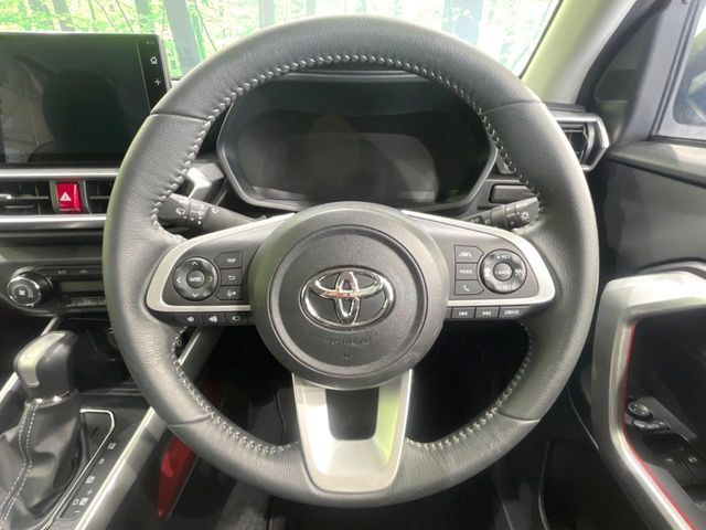 �y�����v�����X�e�A�����O�z�㎿�Ȋv���g�p���邱�ƂŁA��ɂ����������݂ƂĂ��^�]���₷���n���h���ł���