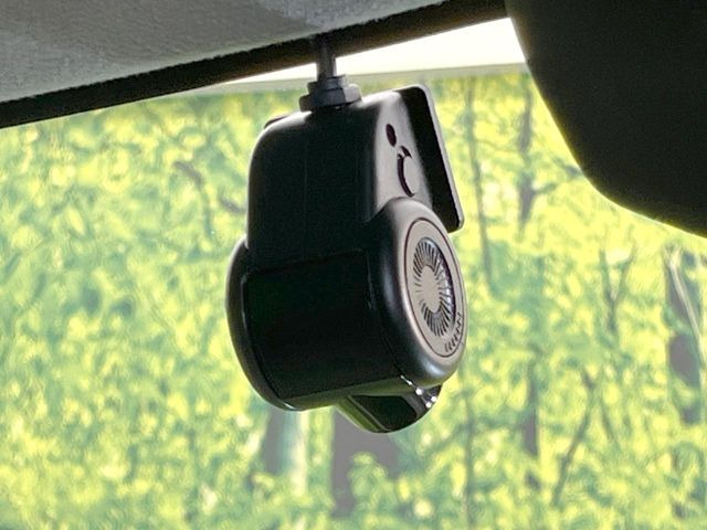 �y�h���C�u���R�[�_�[�z�h���C�u���R�[�_�[����!���s���͂������A������^�]�⎖�̂ɑ��������ہA�f���ŋL�^���A����̃��X�N�ɔ����܂��B���L�^�pSD�J�[�h�͂��q�l�����g�ł��������������K�v������܂��B