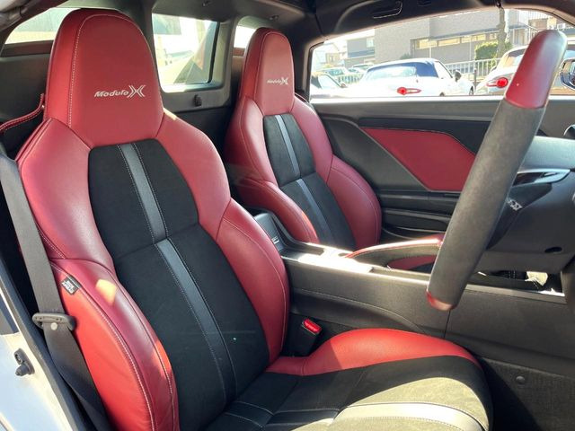 �^�]�ȃV�[�g���͎g�p�������Ȃ��A�ǍD�ȏ�ԂƂȂ��Ă��܂��B���J�Ɏg���Ă������Ƃ��悭�킩��܂��ˁB