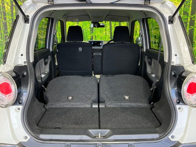 ���i�̂���������ʋ΁A���}���ɏ\���ȉ׎��X�y�[�X���m�ۂ��Ă���܂��B�Z�J���h�V�[�g��|���ƁA�傫�ȉו��̐ύڂ��\�ł���