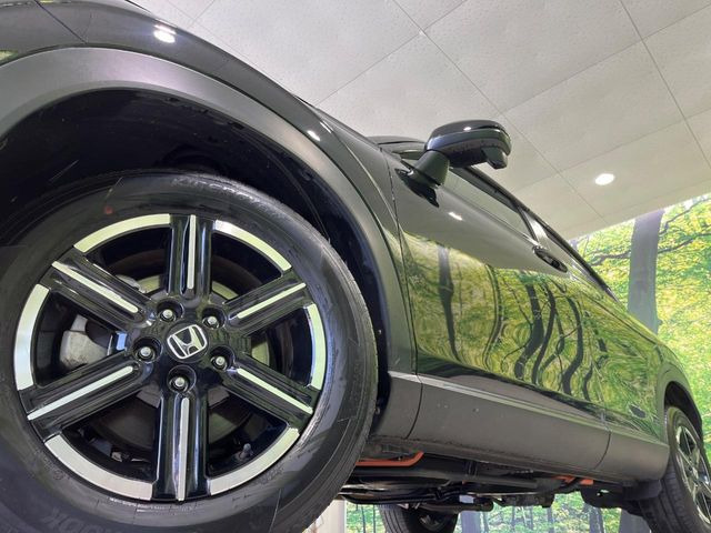 �y16�C���`�A���~�z�C�[���z�O�ςɃ}�b�`�����A���~�z�C�[���𑕒����Ă���܂��B�e��A���~�z�C�[����A�X�^�b�h���X�^�C�����戵�����Ă���܂��B���񂲑��k����������