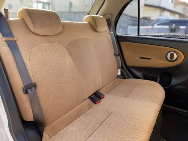 �Ïl���ɗD�ꂽ���Ԃł��̂ŁA�^�]���������b�N�X���Ă��߂������������܂���