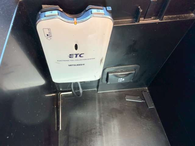 �C�ɂȂ邨�Ԃ�����܂�����E�̓d�b�ԍ����璼�ڂ��X�ɂ��₢���킹���������B�x�����@����ԗ����A��Ԃ܂łȂ�ł������������Ē����܂��B�X�^�b�t�ꓯ���A�����҂����Ă���܂��B