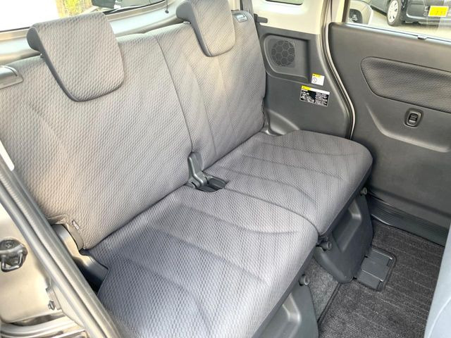 �L�X�Ƃ���2��ڃV�[�g�͋��Z���������A���S�n�����K!�F�B��Ƒ��Ƃ̂��o�����ɂ҂�����ł��B�x�r�[�V�[�g��`���C���h�V�[�g�g�p�������K�ɂ��߂�������������\���ȋ�Ԃ��m�ۂ��Ă��܂��B