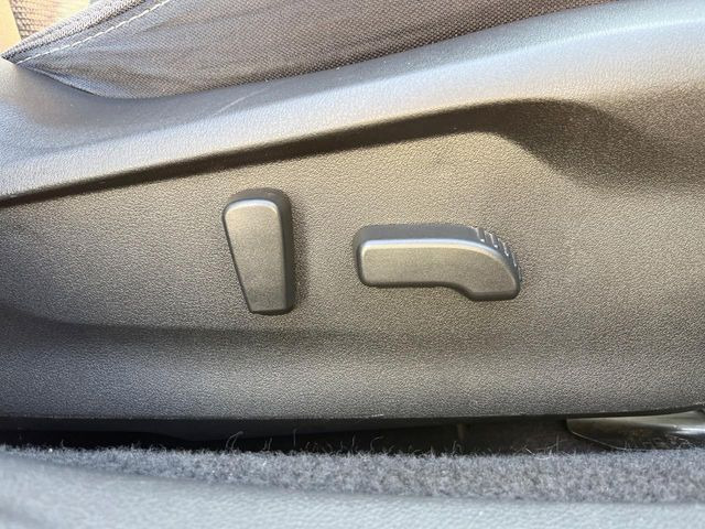 �y�p���[�V�[�g�z�X�C�b�`��ŊȒP�ɃV�[�g�̔��������\!�d��������͂�����܂���!���K�ȃV�[�g�|�W�V�����ɃZ�b�g���āA���K�ȃh���C�u�����y���݂��������B