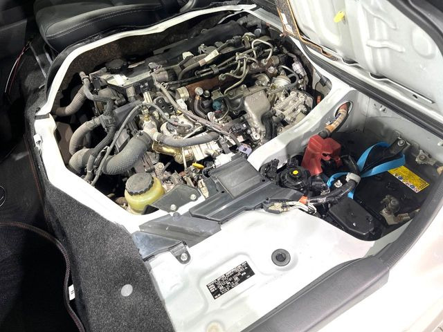 親切・丁寧な専門メカニックスタッフが応対!・車検・点検整備・事故等の修理などアフターサービスも安心。お車のカスタマイズもネクステージのサービススタッフまでご相談ください!