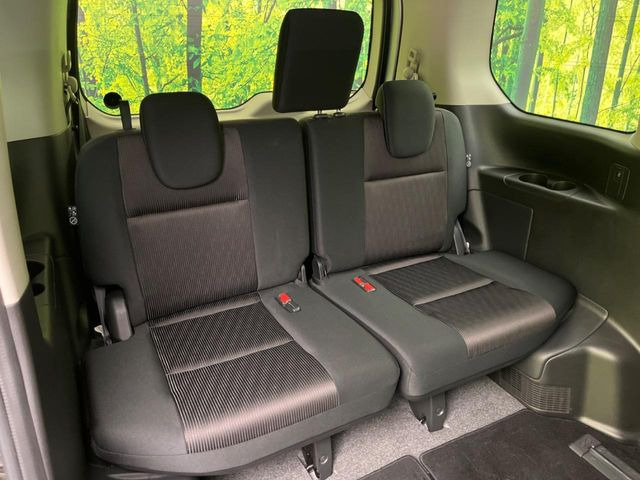 3��ڃV�[�g�͂�������ԗǍD����l�ł��������ƍ����Ē����܂��̂ŁA��l���ł̂��o���������N���N�ł��􂲉Ƒ��ŁA�C�̒m�ꂽ���ԂŁA�h���C�u�ɍs���̂��y���݂ł��ˁ�