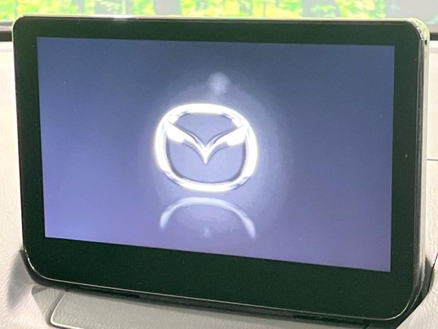 �y�}�c�_�R�l�N�g�i�r�z�ԓ��̕��͋C�Ƀ}�b�`������̌^�^�C�v�̃i�r�B�e����q�ݒ��Bluetooth�Đ����A�l�X�ȋ@�\���y���߂܂��B�����I�ȃ_�C�������삪�\�ŁA�g��������ǍD�ł��B