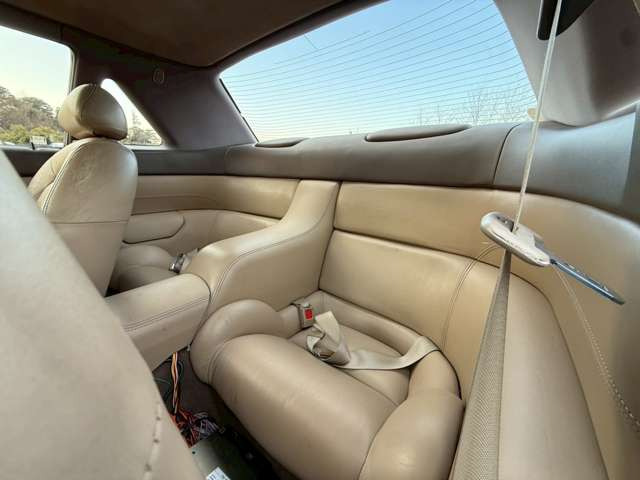 �C�ɂȂ邨�Ԃ�����܂�����E�̓d�b�ԍ����璼�ڂ��X�ɂ��₢���킹���������B�x�����@����ԗ����A��Ԃ܂łȂ�ł������������Ē����܂��B�X�^�b�t�ꓯ���A�����҂����Ă���܂��B