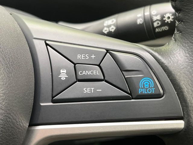 �y�C���e���W�F���g�N���[�Y�R���g���[���z�������H�ł̒��������s���y��!�����ő��x��ۂN���[�Y�R���g���[�����A�Փˌy���V�X�e���ƘA�g���A�O���̎ԗ������m���ĎԊԂ�ۂ悤�ɑ��x���߂��Ă���܂�!!