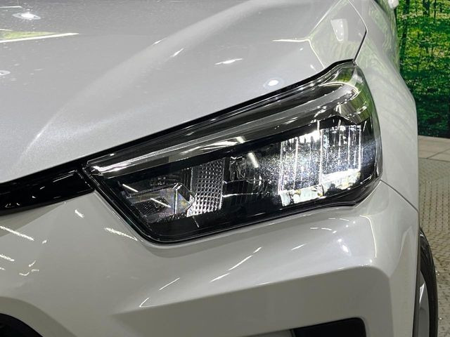 �w�b�h���C�g��e�[�������v&�A���~�z�C�[�����̊e��R�[�e�B���O���I�X�X�����Ă���܂��B�����Y�����̉��΂݂≘���}���A���ꂢ�ȏ�Ԃ������e�i���X���X�ŕۂĂ܂���