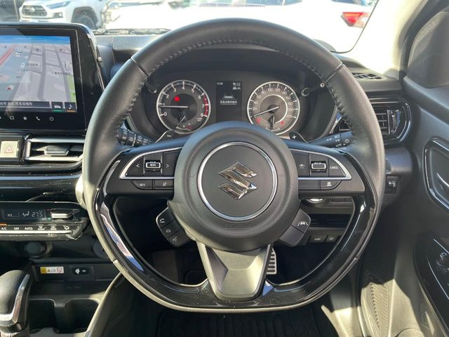 �y�����v�����X�e�A�����O�z�㎿�Ȋv���g�p���邱�ƂŁA��ɂ����������݂ƂĂ��^�]���₷���n���h���ł���