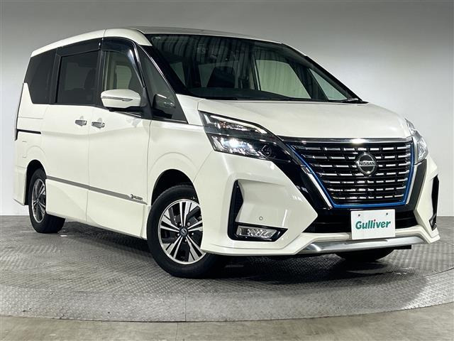 セレナ1.2 e-POWER ハイウェイスターV