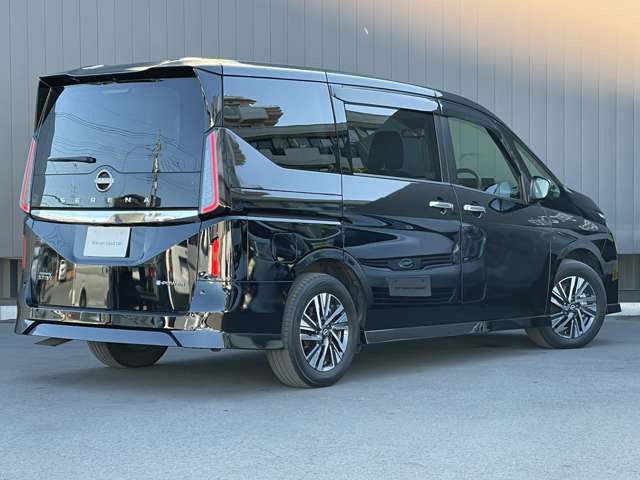 セレナ1.4 e-POWER ハイウェイスターV