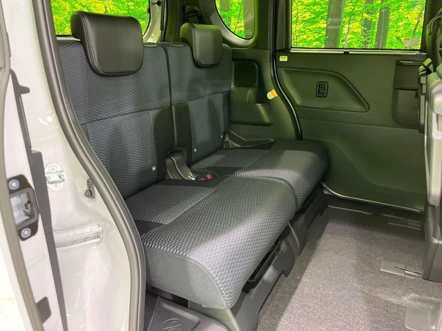 ���i���ȃI���W�i���t���A�}�b�g���I�v�V�����ɂĂ��p�ӂ��Ă���܂��B���D���ȃf�U�C����J���[�����Ԃɍ��킹�đI��ł����������Ƃ��ł��܂���