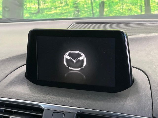 �y�}�c�_�R�l�N�g�i�r�z�ԓ��̕��͋C�Ƀ}�b�`������̌^�^�C�v�̃i�r�B�e����q�ݒ��Bluetooth�Đ����A�l�X�ȋ@�\���y���߂܂��B�����I�ȃ_�C�������삪�\�ŁA�g��������ǍD�ł��B