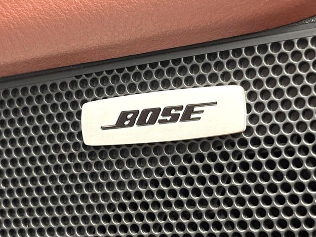 �yBOSE�T�E���h�V�X�e���t�������i�r�z�[���̃i�r�@�\�͂������A���x�ȃ`���[�j���O�\�͂����ڂ���Ă���A�������ȉ��y�����y���݂��������܂���