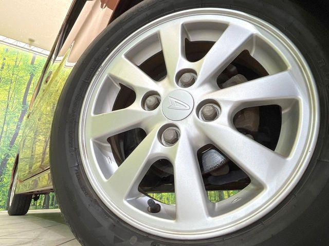 �y�����A���~�z�C�[���z�O�ςɃ}�b�`���������A���~�z�C�[���𑕒����Ă���܂��B�e��ЊO�A���~�z�C�[����A�X�^�b�h���X�^�C�����戵�����Ă���܂��B���񂲑��k����������