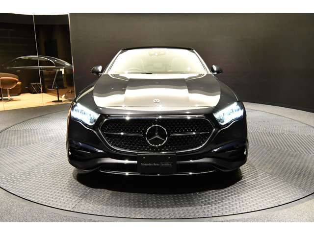 EクラスE220d アバンギャルド AMGラインパッケージ (ISG)