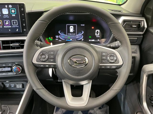 �y�X�e�A�����O�X�C�b�`�z�^�]���A�O������ڐ������炷���ƂȂ��A�I�[�f�B�I���̑��삪�\�ȕ֗��@�\!���S&���K�ȃh���C�u�����o���Ă���܂���