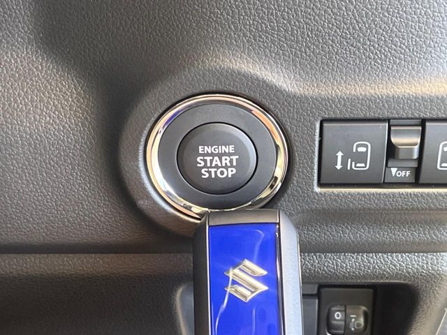 �y�L�[���X�X�^�[�g�V�X�e���z�J�o����|�P�b�g�ɓ��ꂽ�܂܂ł��h�A�̎{���E�������\�ȃX�}�[�g�L�[�𑕔��B�G���W���̃I���E�I�t�����J�M�����o���K�v����������Ƃ��Ă��֗��ł���