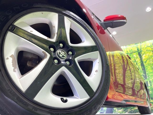 �y����17�C���`�A���~�z�C�[���z�O�ςɃ}�b�`���������A���~�z�C�[���𑕒����Ă���܂��B�e��ЊO�A���~�z�C�[����A�X�^�b�h���X�^�C�����戵�����Ă���܂��B���񂲑��k����������