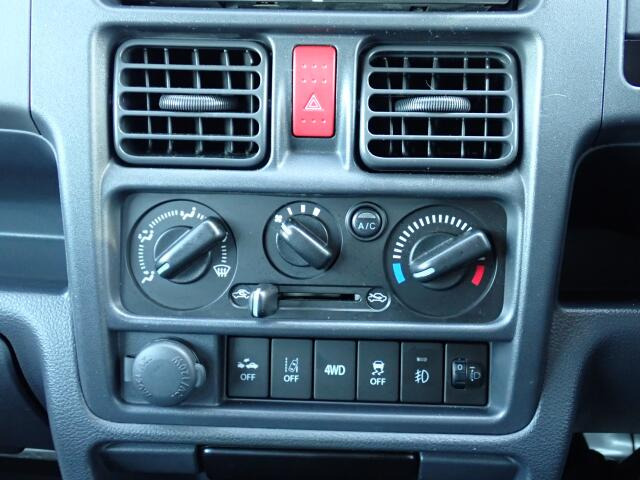 �_�C�������̃}�j���A���G�A�R���ɂȂ�܂��B�V���v���Ŏg���₷��!