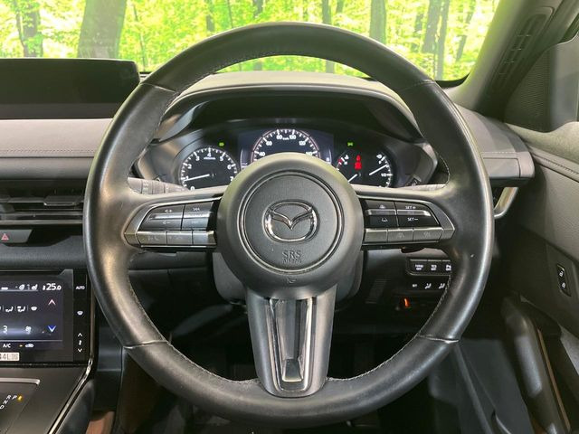 �y�����v�����X�e�A�����O�z�㎿�Ȋv���g�p���邱�ƂŁA��ɂ����������݂ƂĂ��^�]���₷���n���h���ł���