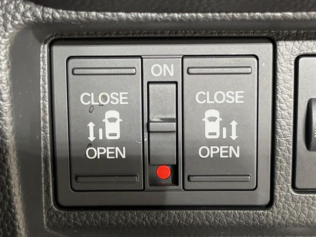 �y�����p���[�X���C�h�h�A�z�X�}�[�g�L�[��^�]�Ȃ̃X�C�b�`�Ō�ȗ����X���C�h�h�A�̊J���\���d��������͂����ăh�A���J����K�v�������A�����Ȃ��q�l�ł��ȒP�ɊJ���߂ł����K�ł���