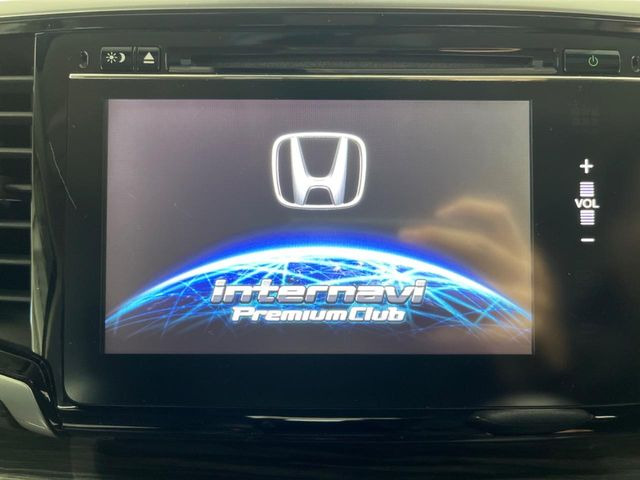 �y�����i�r�z�l�C�̏����i�r�𑕔����Ă���܂��B�i�r�̎g���₷���͂������A�I�[�f�B�I�@�\���[��!�L�����v�◷�s�͂������A�ʋ΂┃�����ȂǕ��i�̃h���C�u���y�����Ȃ�͂���