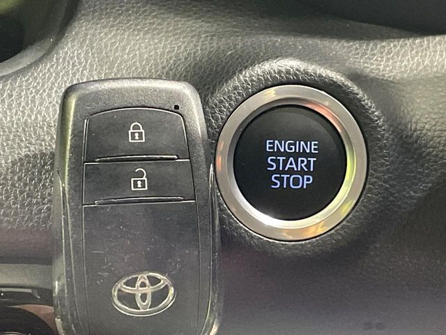 �y�X�}�[�g�L�[�z�J�o����|�P�b�g�ɓ��ꂽ�܂܂ł��h�A�̎{���E�������\�ȃX�}�[�g�L�[�𑕔��B�G���W���̃I���E�I�t�����J�M�����o���K�v����������Ƃ��Ă��֗��ł���