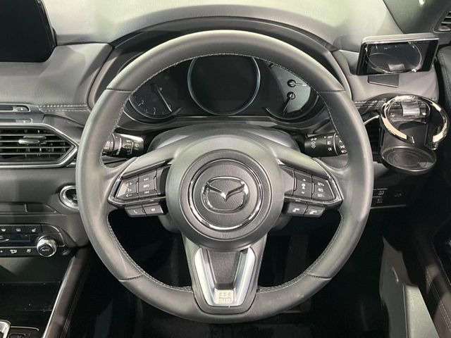 �y�����v�����X�e�A�����O�z�㎿�Ȋv���g�p���邱�ƂŁA��ɂ����������݂ƂĂ��^�]���₷���n���h���ł���