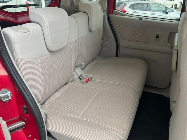 �L�X�Ƃ���2��ڃV�[�g�͋��Z���������A���S�n�����K!�F�B��Ƒ��Ƃ̂��o�����ɂ҂�����ł��B�x�r�[�V�[�g��`���C���h�V�[�g�g�p�������K�ɂ��߂�������������\���ȋ�Ԃ��m�ۂ��Ă��܂��B