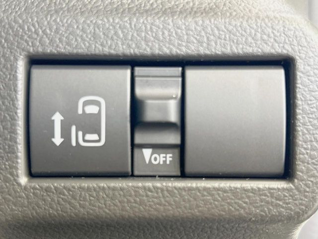 �y�p���[�X���C�h�h�A�z�X�}�[�g�L�[��^�]�Ȃ̃X�C�b�`�ŃX���C�h�h�A�̊J���\���d��������͂����ăh�A���J����K�v�������A���������q�l�ł��A�d���ו��������Ă��鎞�����N�ɊJ���߂ł��܂���