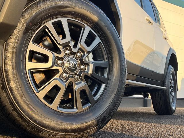 �y����18�C���`�A���~�z�C�[���z�O�ςɃ}�b�`���������A���~�z�C�[���𑕒����Ă���܂��B�e��ЊO�A���~�z�C�[����A�X�^�b�h���X�^�C�����戵�����Ă���܂��B���񂲑��k����������