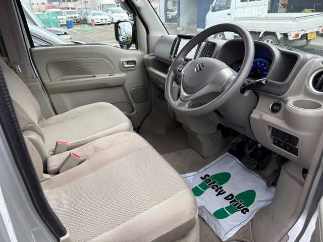 �V�[�g�͐G��S�n�A����S�n�Ƃ��ɏ㎿�Ȏd�オ��B�����ւ̒������h���C�u�ł����ɂ����A���K�ȃh���C�u���y���߂܂��B