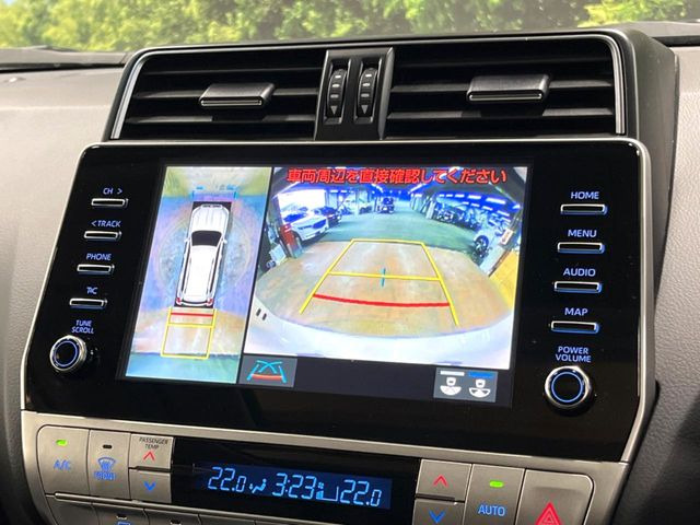 �y�p�m���~�b�N�r���[���j�^�[�z��p�̃J�����ɂ��A�ォ�猩���낵���悤�Ȏ��_��360�x�N���}�̎��͂��m�F���邱�Ƃ��ł��܂������p�������m�F���₷���A�����ꏊ�ł̐؂�Ԃ��⒓�Ԃ��X���[�Y�ɍs���܂��B