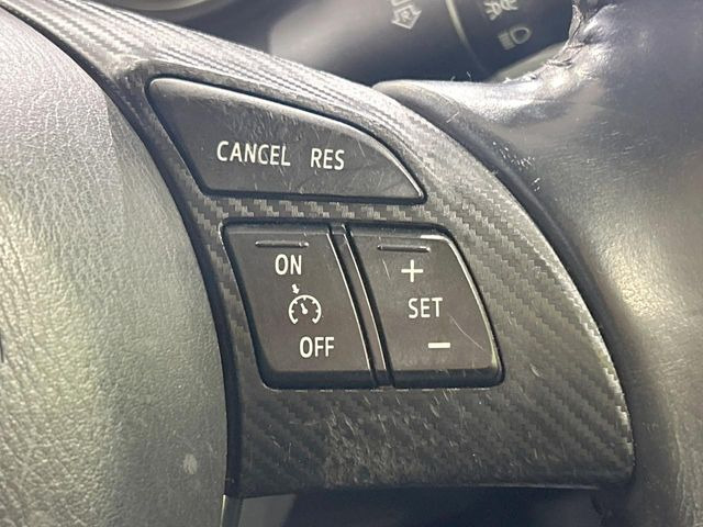 �y�N���[�Y�R���g���[���z�������H�����N���N���s�B�A�N�Z���𗣂��Ă���葬�x�ő��s���ł��A�������^�]���̕��S���y��!�����E�������ȒP�ȃX�C�b�`����Œ����ł��܂��B