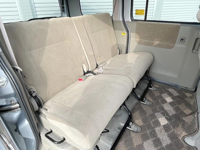 �L�X�Ƃ���2��ڃV�[�g�͋��Z���������A���S�n�����K!�F�B��Ƒ��Ƃ̂��o�����ɂ҂�����ł��B�x�r�[�V�[�g��`���C���h�V�[�g�g�p�������K�ɂ��߂�������������\���ȋ�Ԃ��m�ۂ��Ă��܂��B