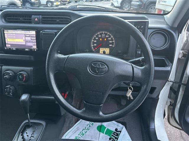 �[�ԑO�ɓ��O���̃N���[�j���O���������܂��B�e��R�[�e�B���O(�ʓr�L��)�����p�ӂ��Ă���܂��̂ŁA���񂲑��k���������B