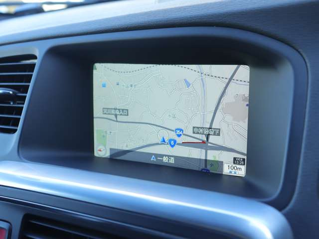 �h�C�c�̃{���{���`���[�j���O���[�J�[HEICO SPORTIV�̐��K�̔��X���t���ƈ��m���ɂ�HEICO SPORTIV�v���~�A���p�[�g�i�[KANTO / TOKAI�Ƃ��ĉ^�c�����Ă��܂��B