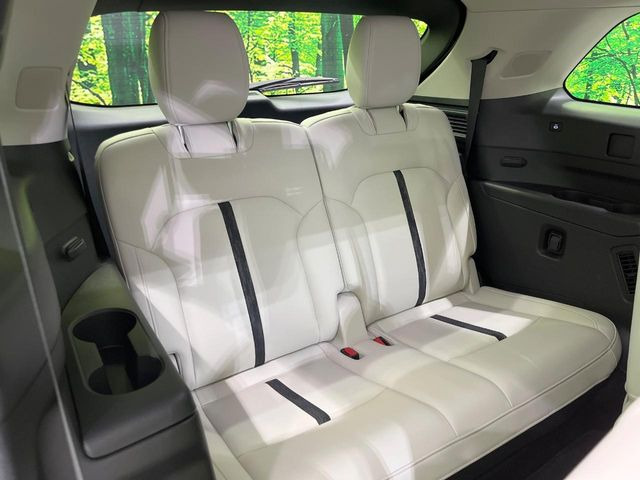 3��ڃV�[�g�͂�������ԗǍD����l�ł��������ƍ����Ē����܂��̂ŁA��l���ł̂��o���������N���N�ł��􂲉Ƒ��ŁA�C�̒m�ꂽ���ԂŁA�h���C�u�ɍs���̂��y���݂ł��ˁ�