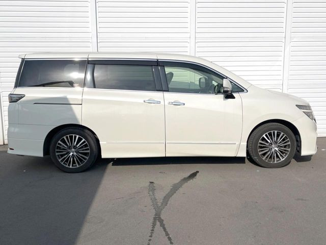 �������x�̃K���X�疌�ŝ����͂������A�㎿�ȃc���E����������B���O����_���J�����؂Ȉ��Ԃ�ی삵�A�F�����E�򉻂�h�~�B�u�e�X�v���b�V���R�[�g�v�A�u�e�v���~�b�T�R�[�g�v���炨�I�т��������܂��B