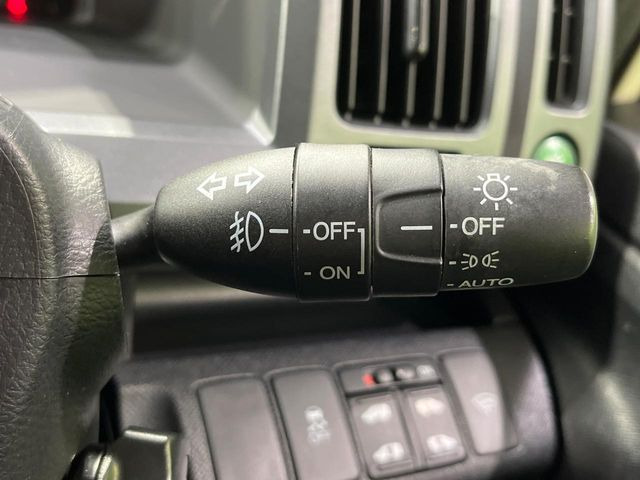 �y�I�[�g���C�g�z����̖��邳�ɉ����Ď����Ńw�b�h���C�g�̓_���E�������ł���@�\�ł�!���C�g�̕t���Y��E�����Y��Ȃǂ������Ȃ�A�J�̓���[���̑��s�����S!�g���l���ʉߎ����֗��ł��ˁ�