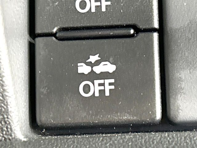 �y�X�Y�L �Z�[�t�e�B�T�|�[�g�z���s���ɑO���̎ԗ�����F�����A�Փ˂������Ȏ��͌x��ƃu���[�L�ŏՓˉ���Ɣ�Q�y�����A�V�X�g�B�����S�Ƀh���C�u�����y���݂��������܂��B