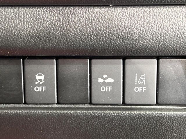 �y�X�Y�L �Z�[�t�e�B�T�|�[�g�z���s���ɑO���̎ԗ�����F�����A�Փ˂������Ȏ��͌x��ƃu���[�L�ŏՓˉ���Ɣ�Q�y�����A�V�X�g�B�����S�Ƀh���C�u�����y���݂��������܂��B